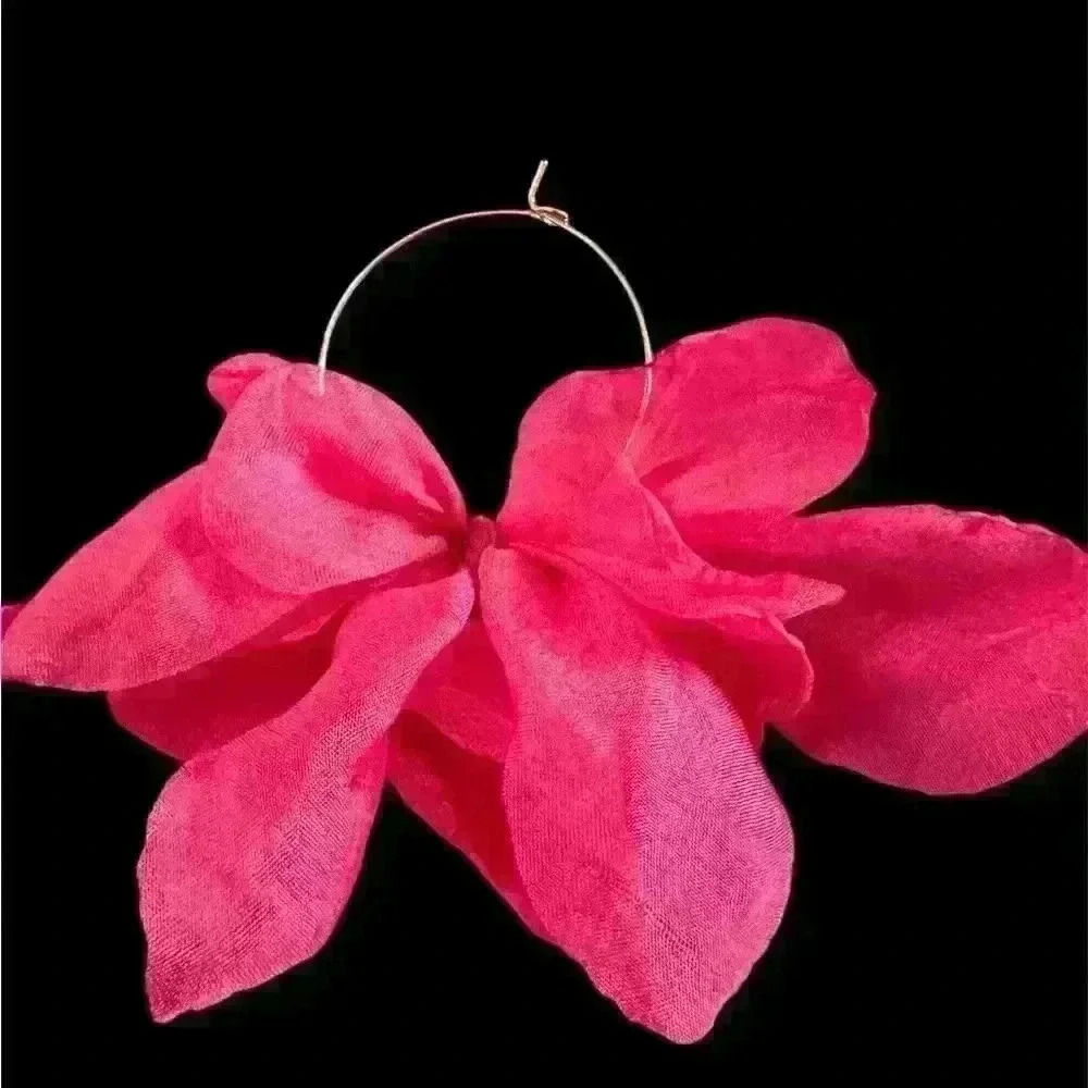 Handmade Bow Earrings - Picture 2 of 2